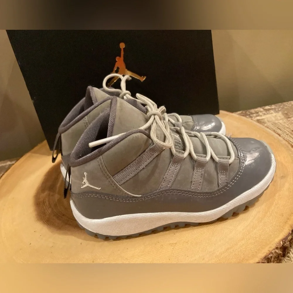 Nike Air Jordan‎ 11 Retro TD Cool Grey Toddler Sneakers Size 9C 378040-005 W/box